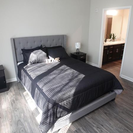Charleston Apartments Екстер'єр фото