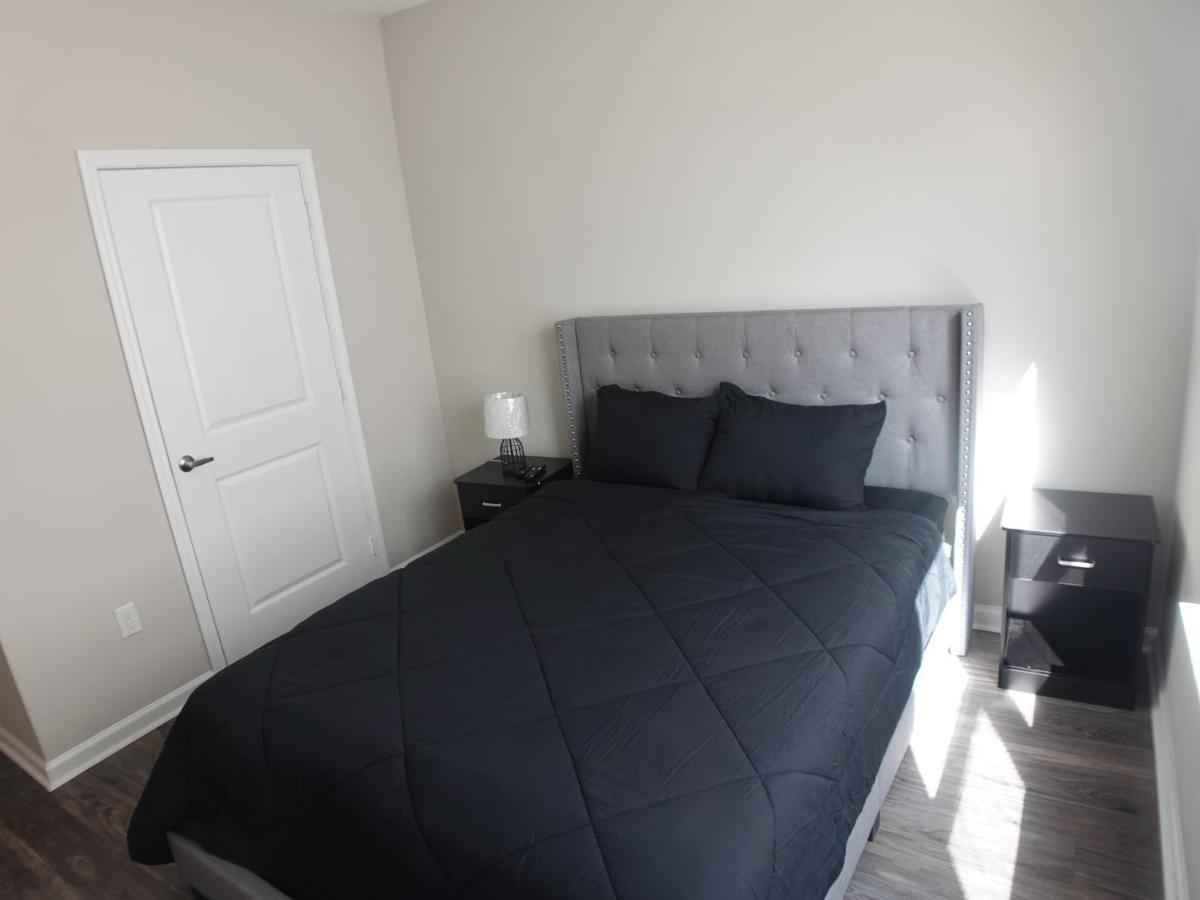 Charleston Apartments Екстер'єр фото